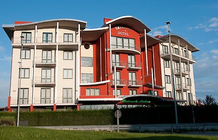 Hotel Brindor Poirino Ngoại thất bức ảnh