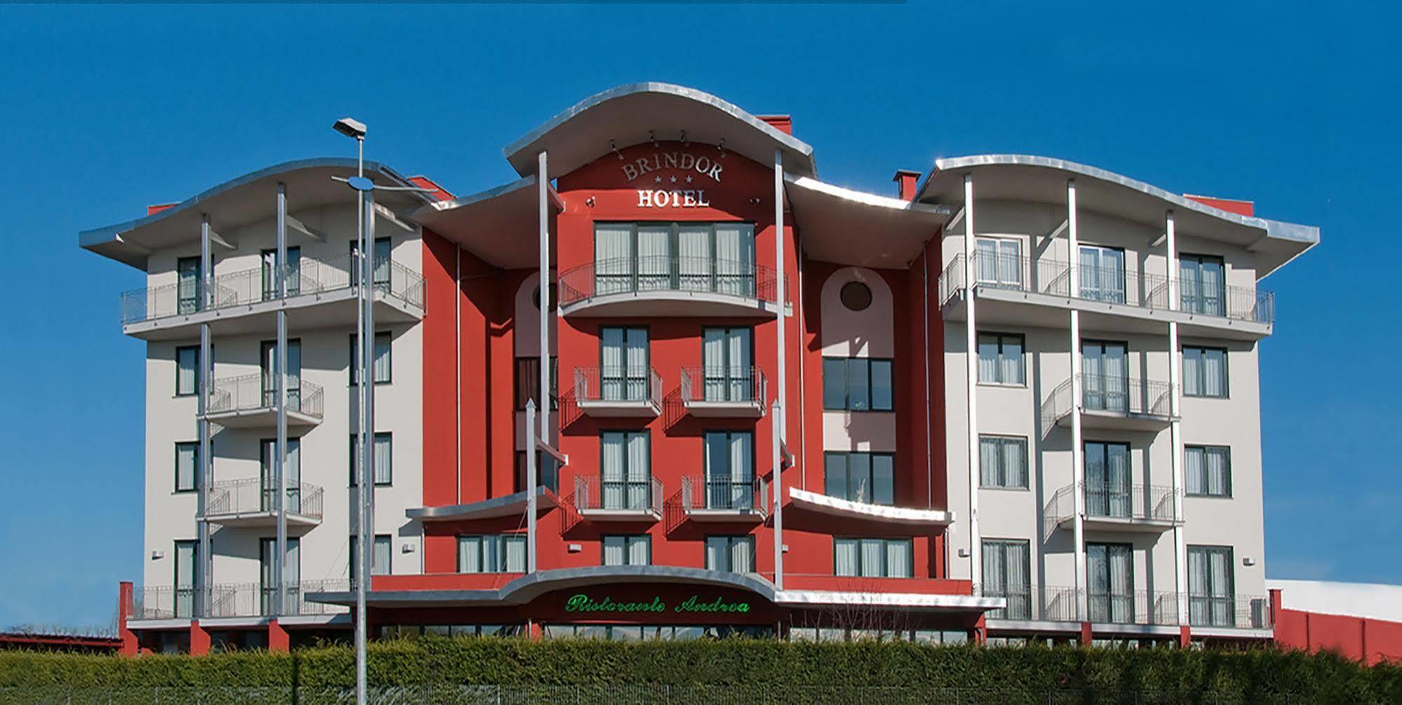 Hotel Brindor Poirino Ngoại thất bức ảnh